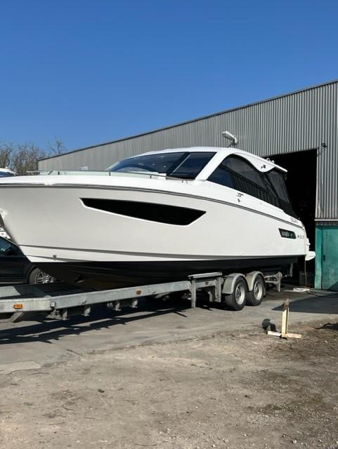 2022 Bavaria VIDA 33 HT