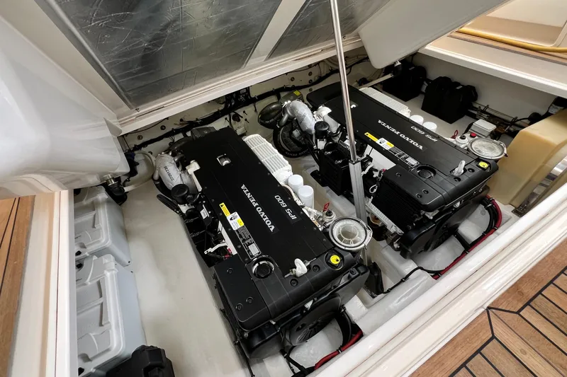  Yacht Photos Pics Engine room of 2017 Riviera 445 SUV with twin Volvo Penta engines.