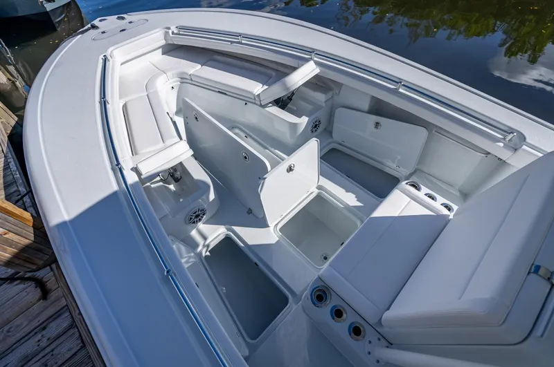  Yacht Photos Pics Manufacturer Provided Image