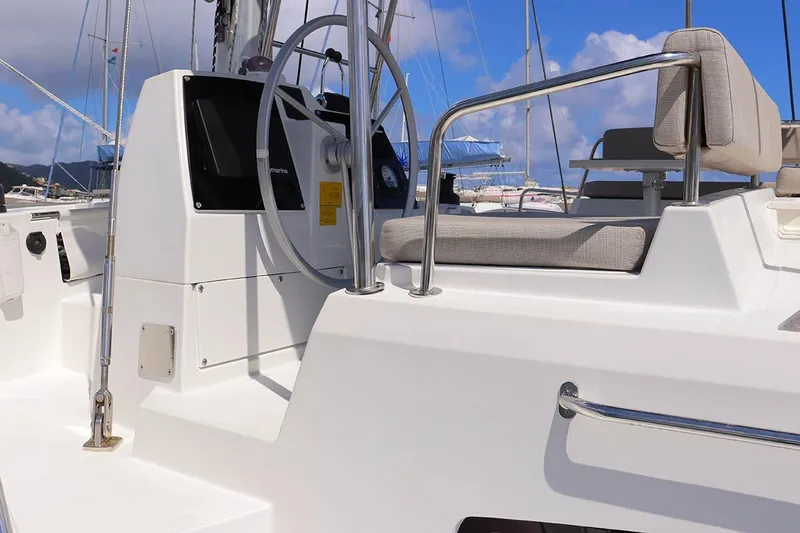 Fortunate Sun Yacht Photos Pics Helm View (2)