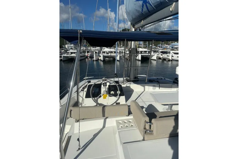 Fortunate Sun Yacht Photos Pics Helm View (4)