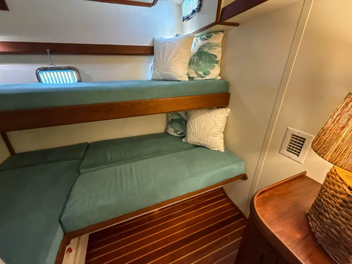 Island Girl Yacht Photos Pics Port stateroom