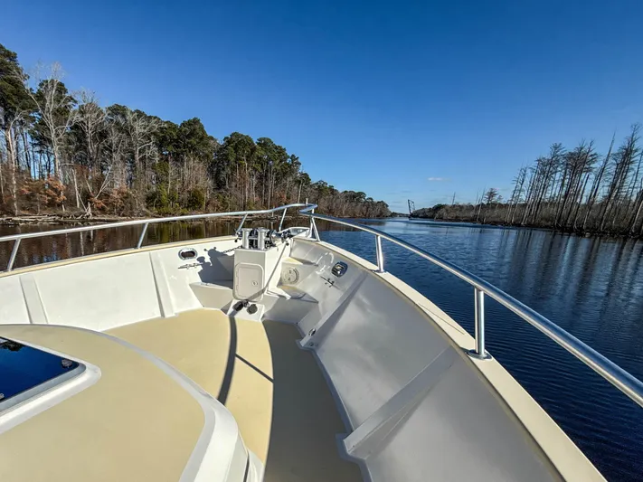 Island Girl Yacht Photos Pics Foredeck