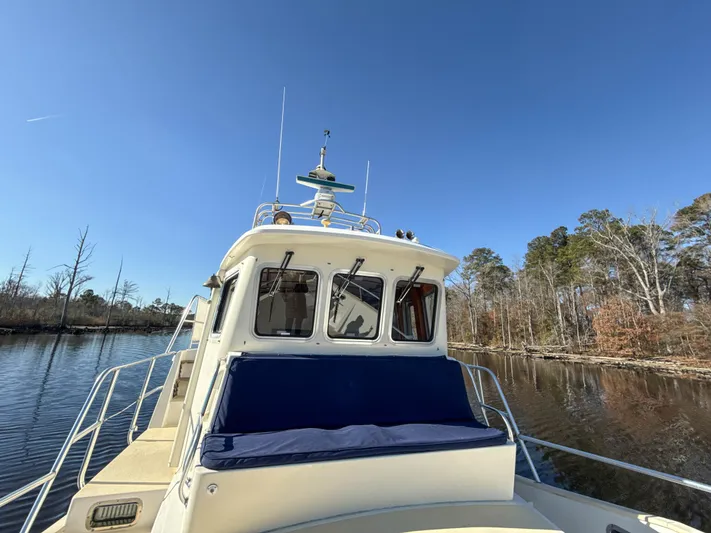 Island Girl Yacht Photos Pics Foredeck