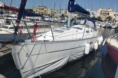 2004 Beneteau Oceanis Clipper 323