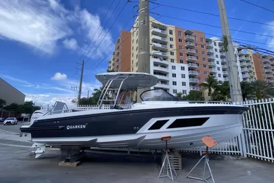 Quarken 27 T-Top