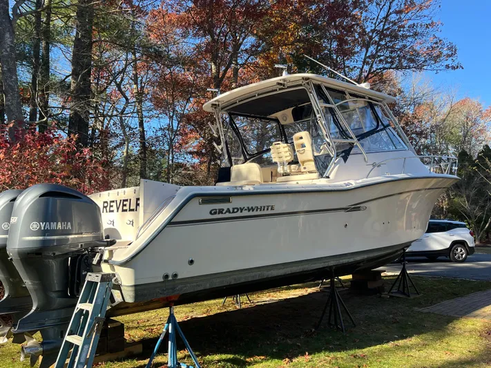 Revelry Yacht Photos Pics 