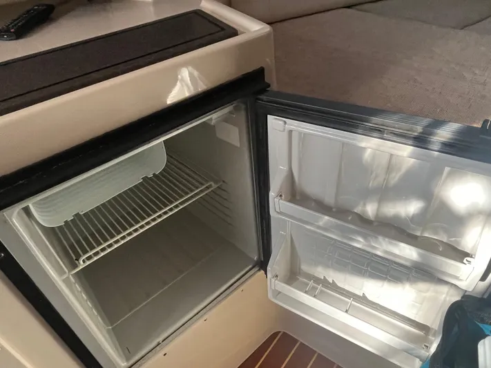 Revelry Yacht Photos Pics 