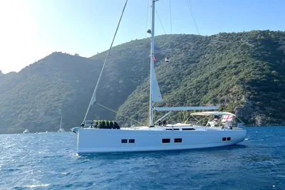 Hanse 588