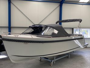 2023 Maxima 720 retro (op voorraad)
