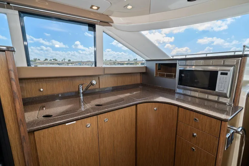 Gail’s Storm IV Yacht Photos Pics 