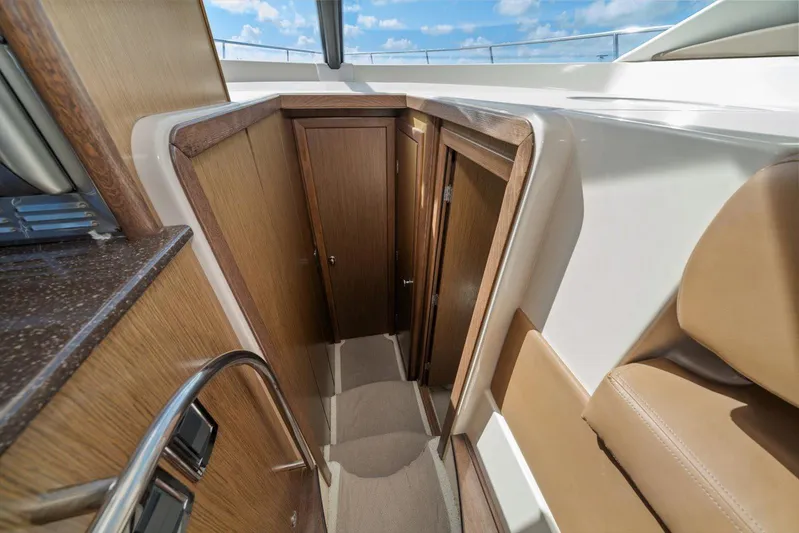 Gail’s Storm IV Yacht Photos Pics 