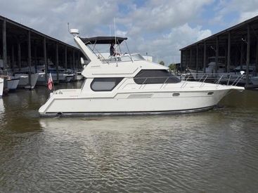 2002 40' Carver-374 Voyager Seabrook, TX, US