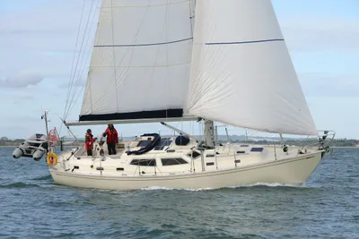 2011 Rustler 44