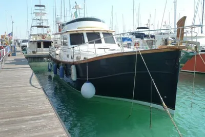 Menorquin Yacht 180