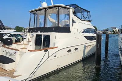 Meridian 459 Cockpit Motoryacht