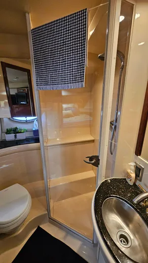 Trillium Yacht Photos Pics 