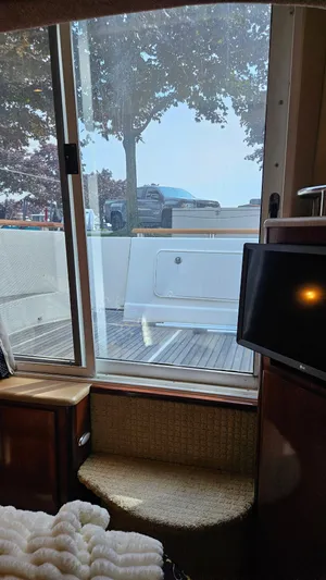 Trillium Yacht Photos Pics 