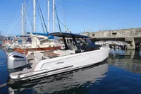 Virtue Yachts V10 Top