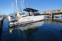 Virtue Yachts V10 Top