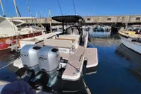 Virtue Yachts V10 Top