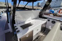 Virtue Yachts V10 Top