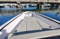 Virtue Yachts V10 Top