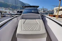 Virtue Yachts V10 Top