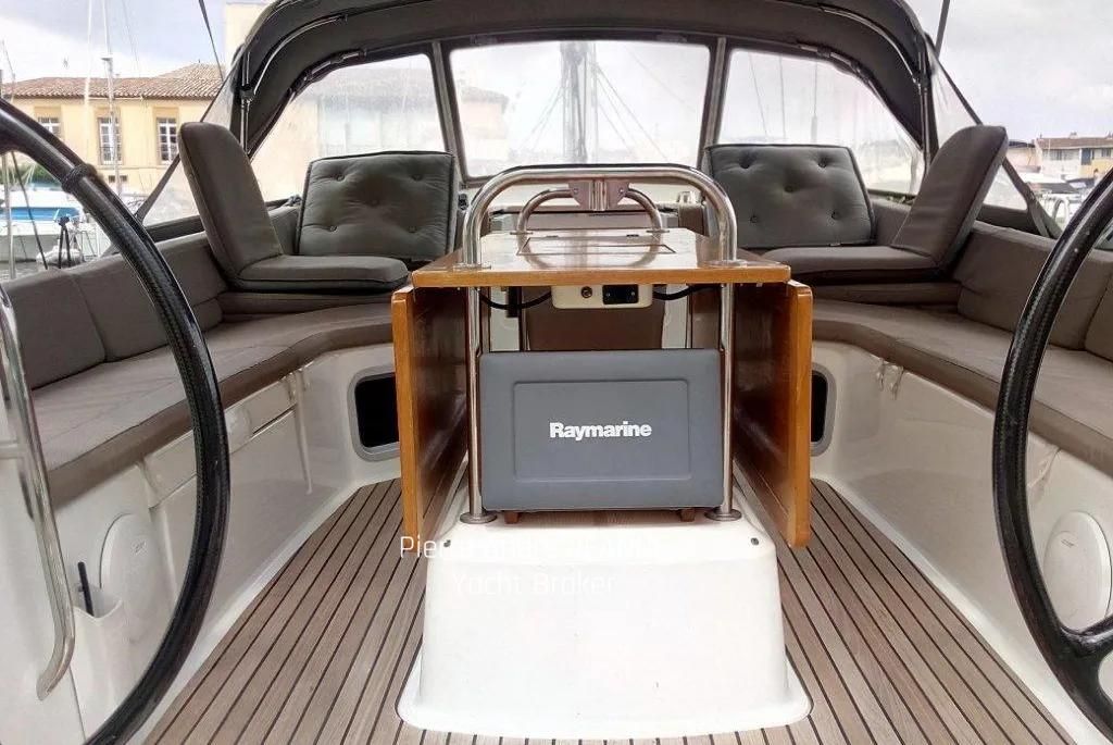 2011 Jeanneau 51 