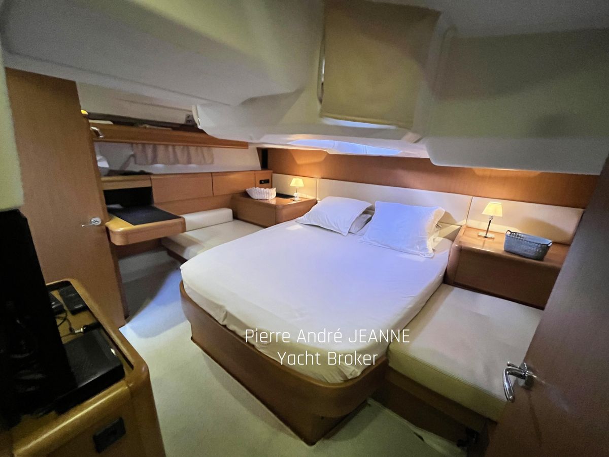2011 Jeanneau 51 