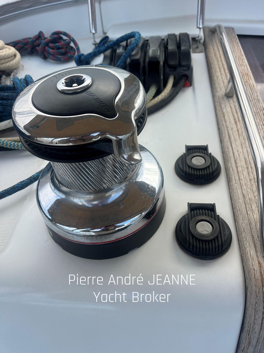 2011 Jeanneau 51 