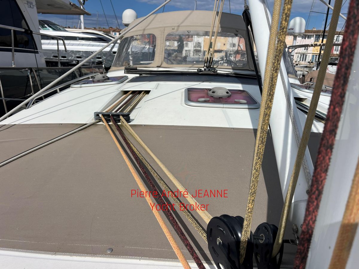 2011 Jeanneau 51 