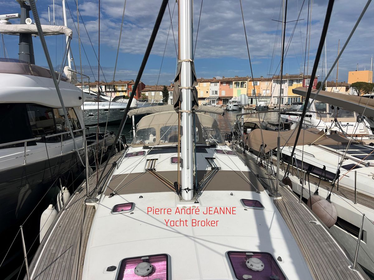 2011 Jeanneau 51 