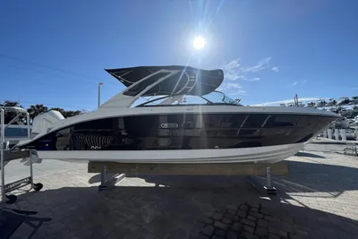 Sea Ray SDX 250 Outboard