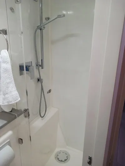 Andiamo IV Yacht Photos Pics 