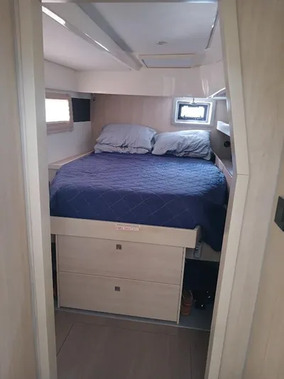 Andiamo IV Yacht Photos Pics 