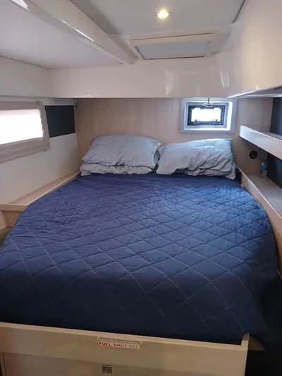 Andiamo IV Yacht Photos Pics 