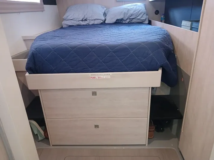 Andiamo IV Yacht Photos Pics 