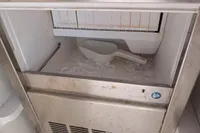 Ice maker with scoop inside, Leopard 48 model, 2018.