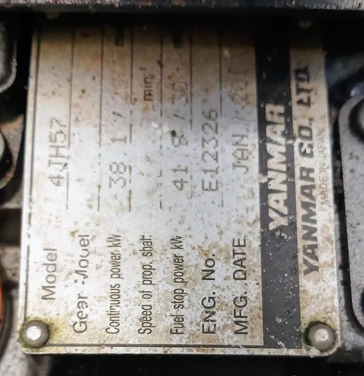 Andiamo IV Yacht Photos Pics 