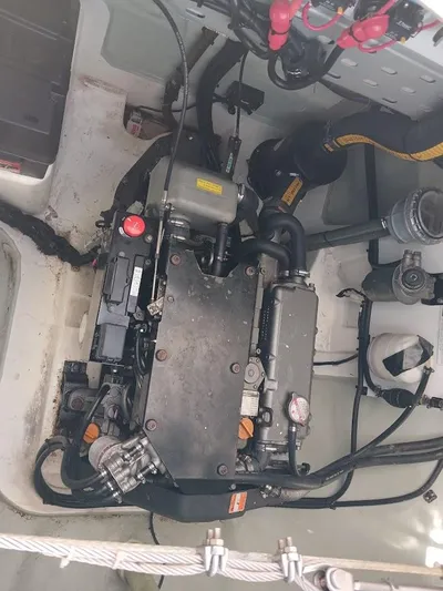 Andiamo IV Yacht Photos Pics 