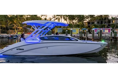 Yamaha Boats 275SD