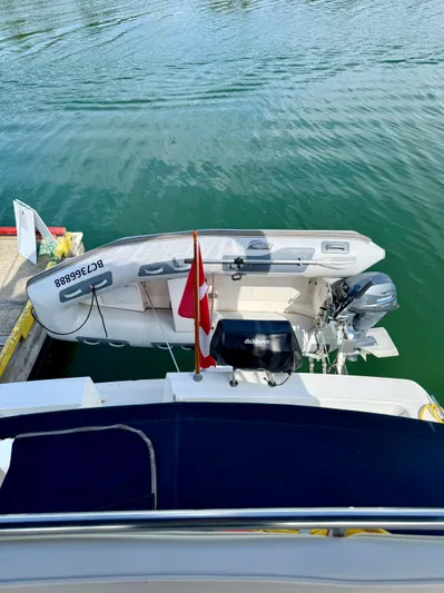 Perfect Ten Yacht Photos Pics Tender on davits 