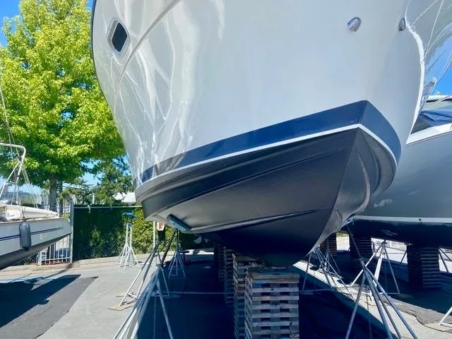 Perfect Ten Yacht Photos Pics Out of water servicing 