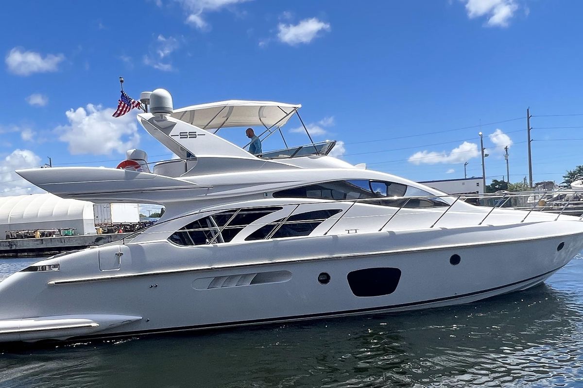 2003 Azimut 55 