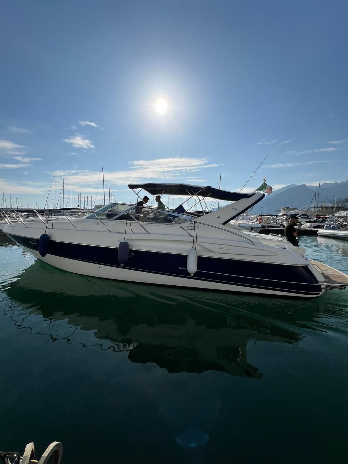 2000 Cranchi Endurance 39