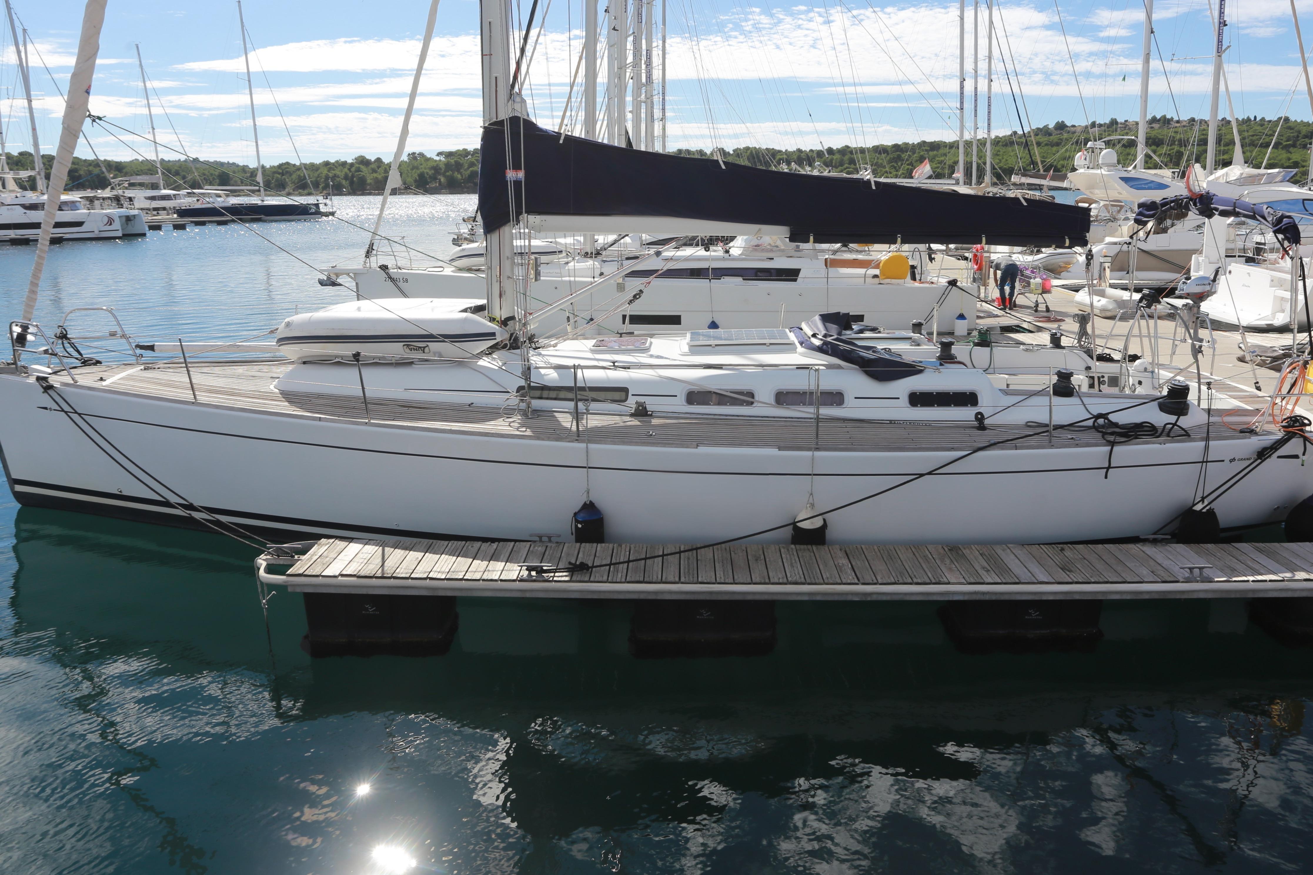 2005 Grand Soleil 45