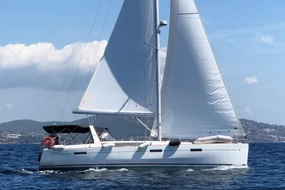2018 Beneteau Oceanis 45