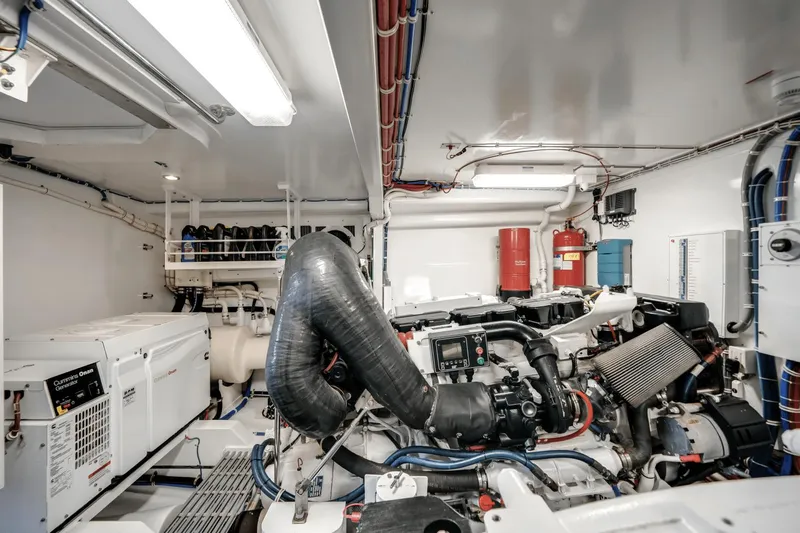 Endless C's Yacht Photos Pics 