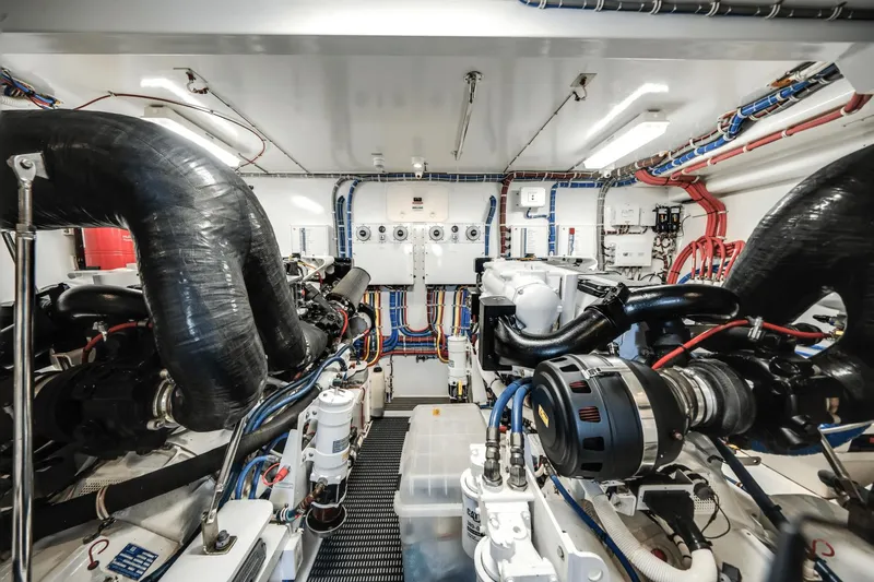 Endless C's Yacht Photos Pics 